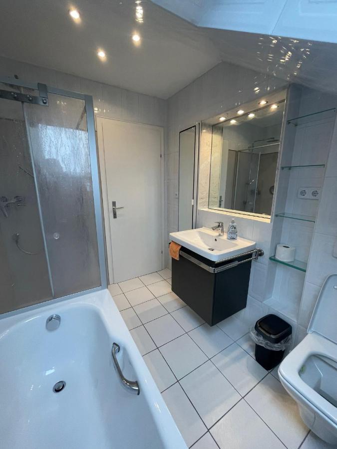 Grosszuegige Ferienwohnung Am Stadtrand Von Fulda Buitenkant foto